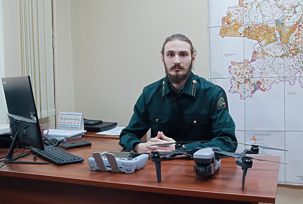 Сотрудники Кировлесцентра обучились управлению беспилотниками