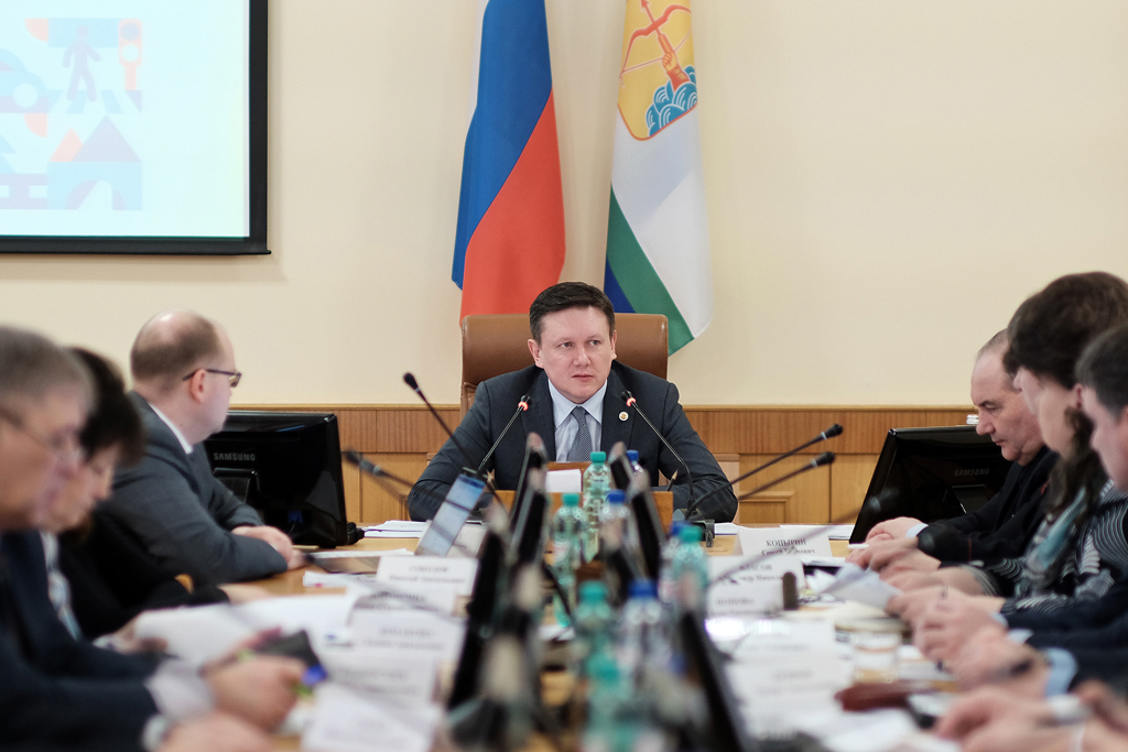 В областном правительстве утвердили мероприятия по обеспечению безопасности на дорогах в 2020 году