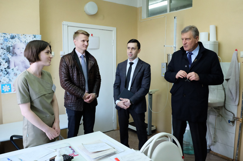 Шабалинская ЦРБ пополняется новыми специалистами