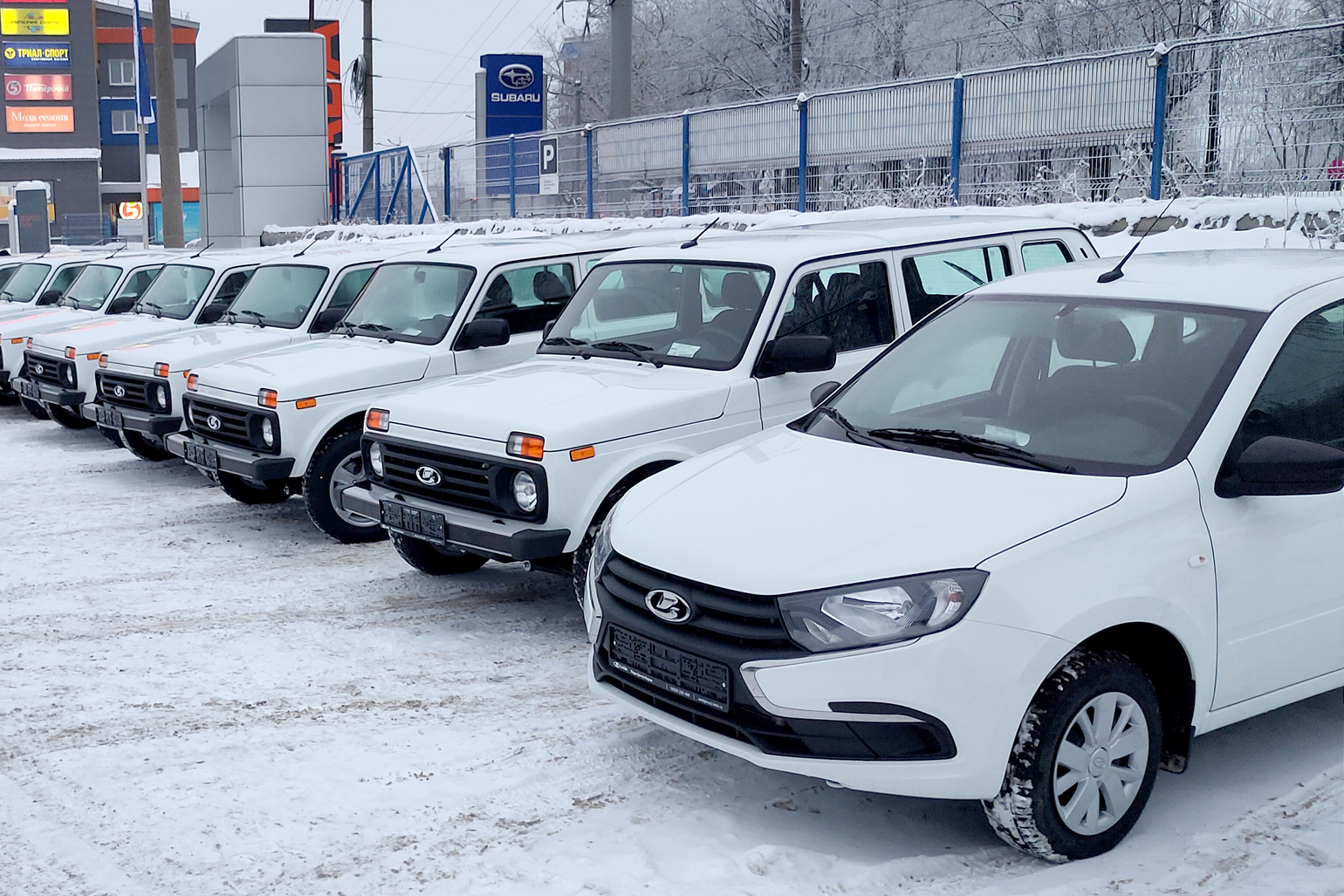 20 центральных районных больниц региона получили автомобили для выездной работы с пациентами