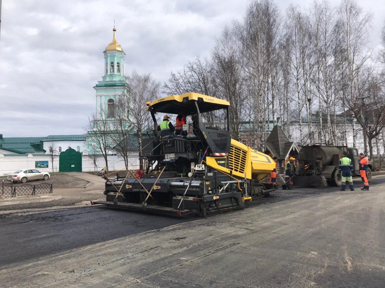В Кирове активно ведутся дорожные работы в рамках нацпроекта БКАД