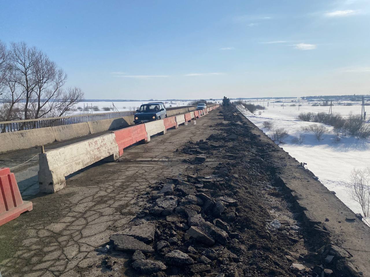 На время ремонта моста через Немду организовано реверсивное движение