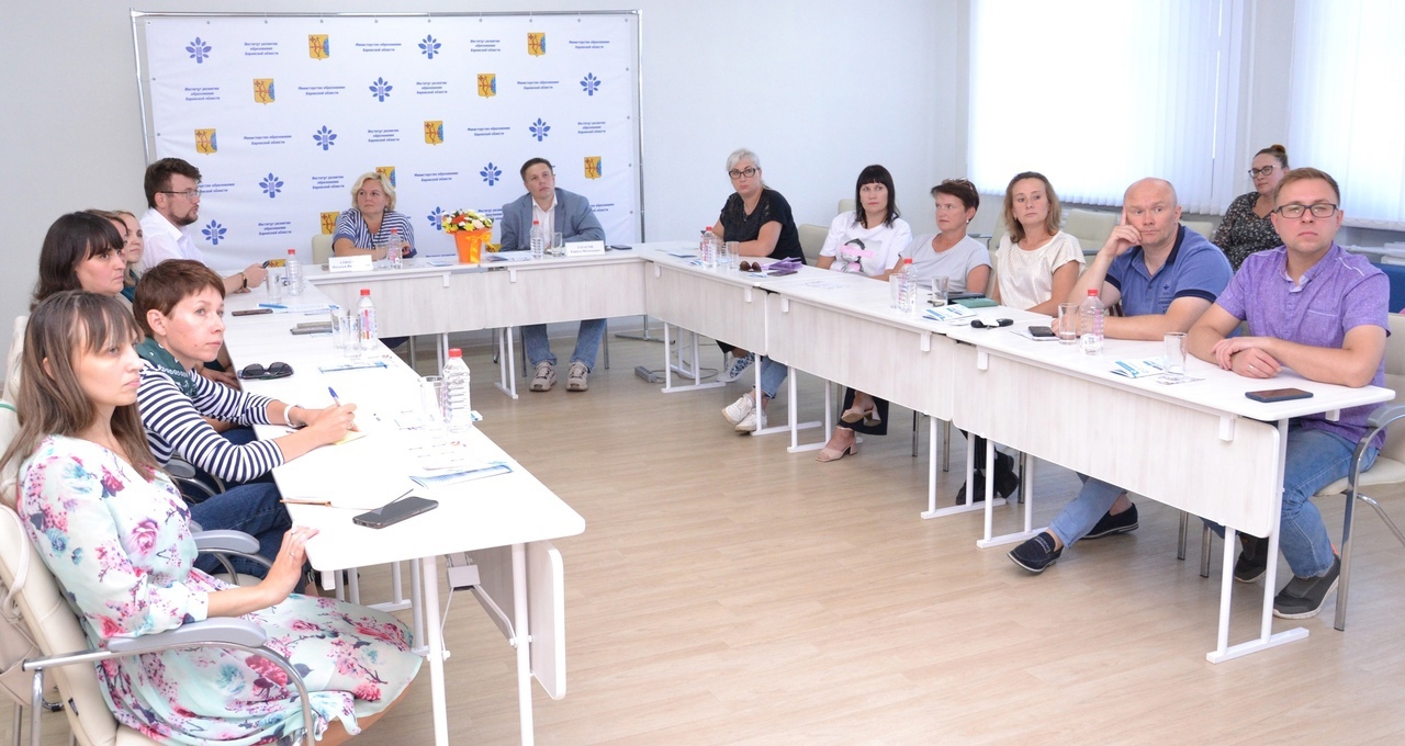 В Кирове будет создан просветительский родительский центр 