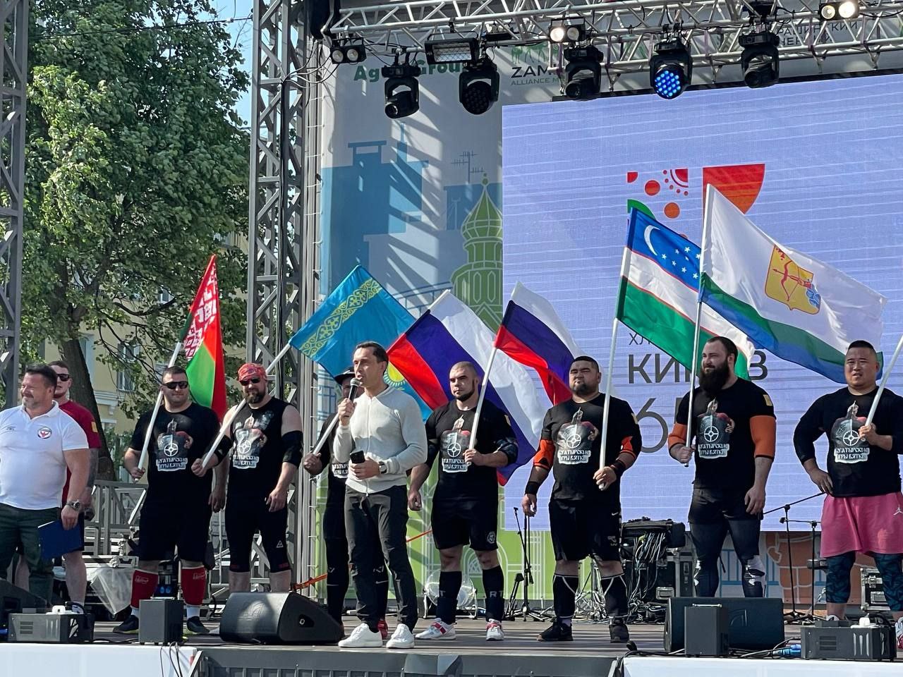 В День России и День города стартовали «Богатырские игры Вятки»