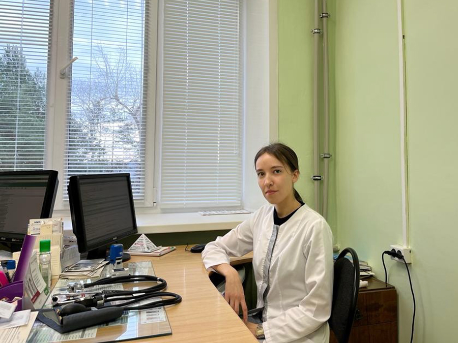 На работу в Нолинскую ЦРБ пришли четыре молодых врача