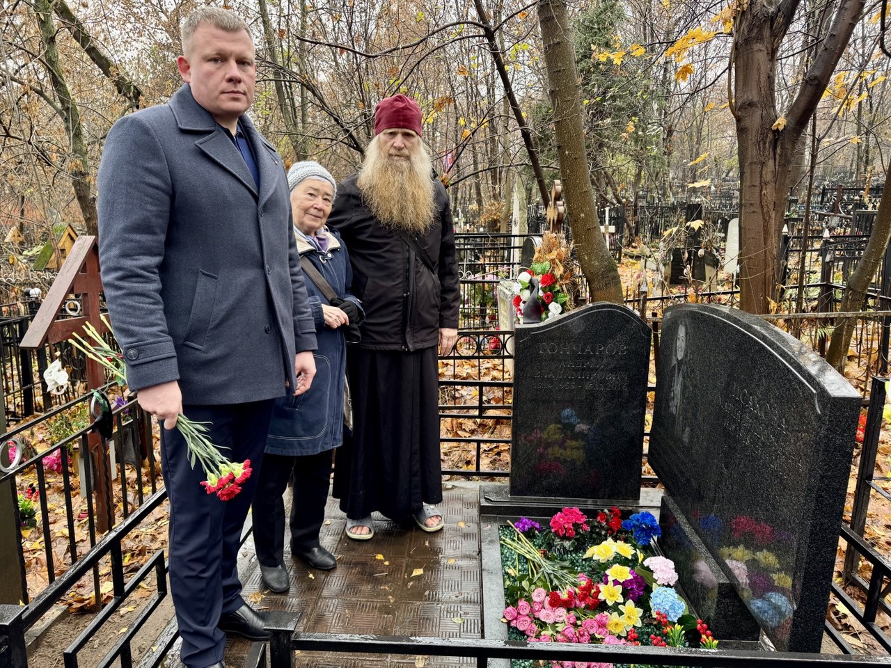 В Москве представители Вятского землячества почтили память знаменитых уроженцев вятской земли