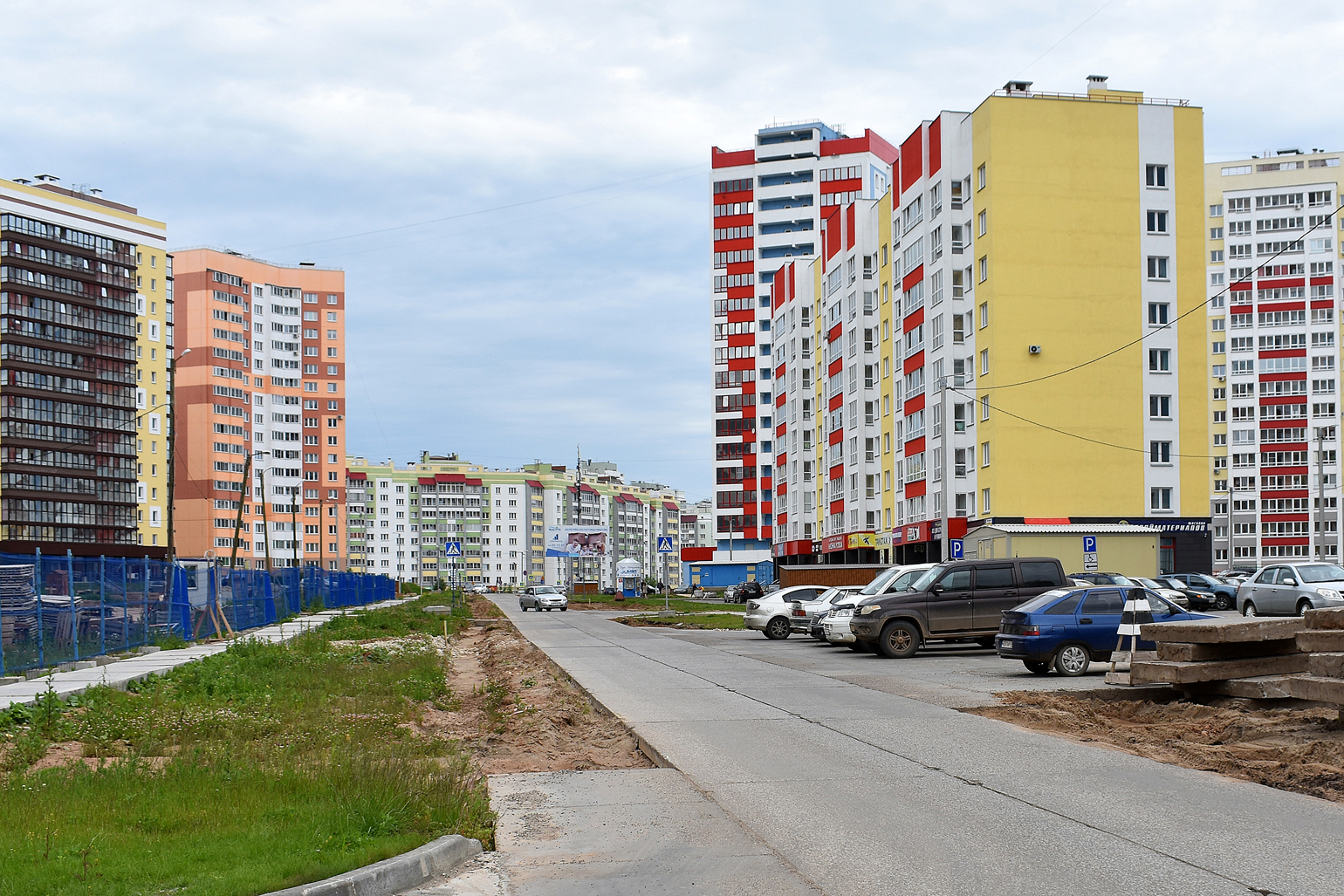 Строительство улиц Энтузиастов и Капитана Дорофеева в Кирове идет в соответствии с графиком