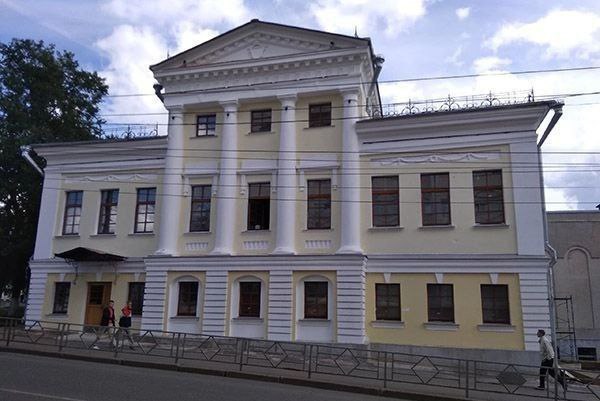 Реставрация здания Репинского особняка в Кирове продолжается