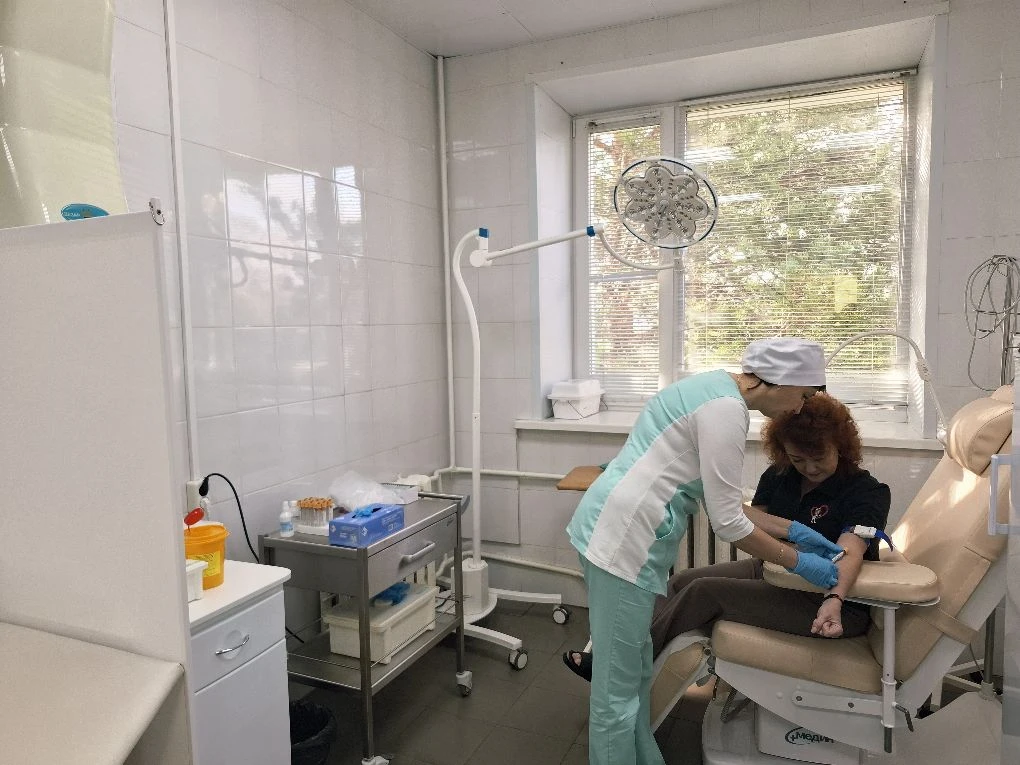 Зуевская ЦРБ получила новое оборудование для оснащения женской консультации