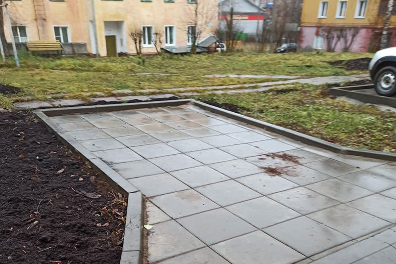 В Кирово-Чепецке завершается благоустройство дворов и общественных пространств в рамках нацпроекта