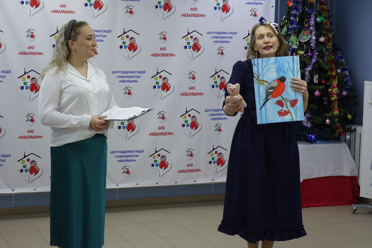 В центре «Неваляшкин» создали мастерскую для людей с инвалидностью
