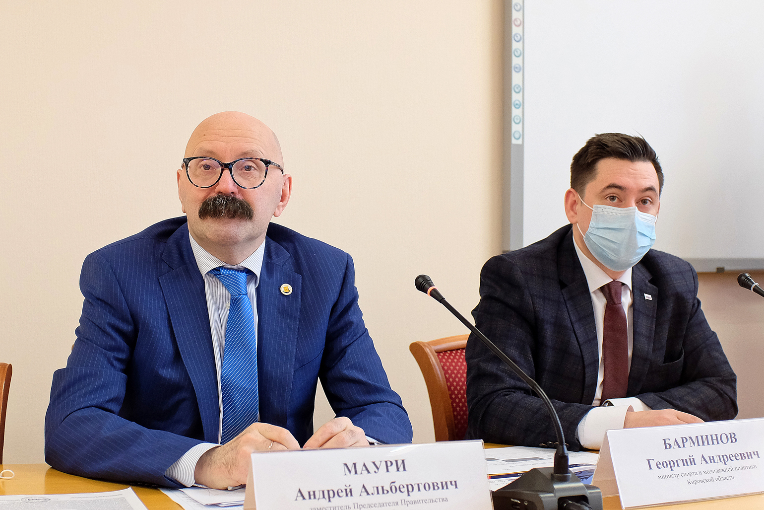 В Кировской области планируют возвести 4 круглогодичных катка