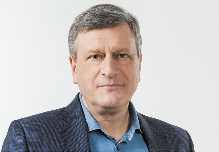 Игорь Васильев поздравил медицинских работников с профессиональным праздником