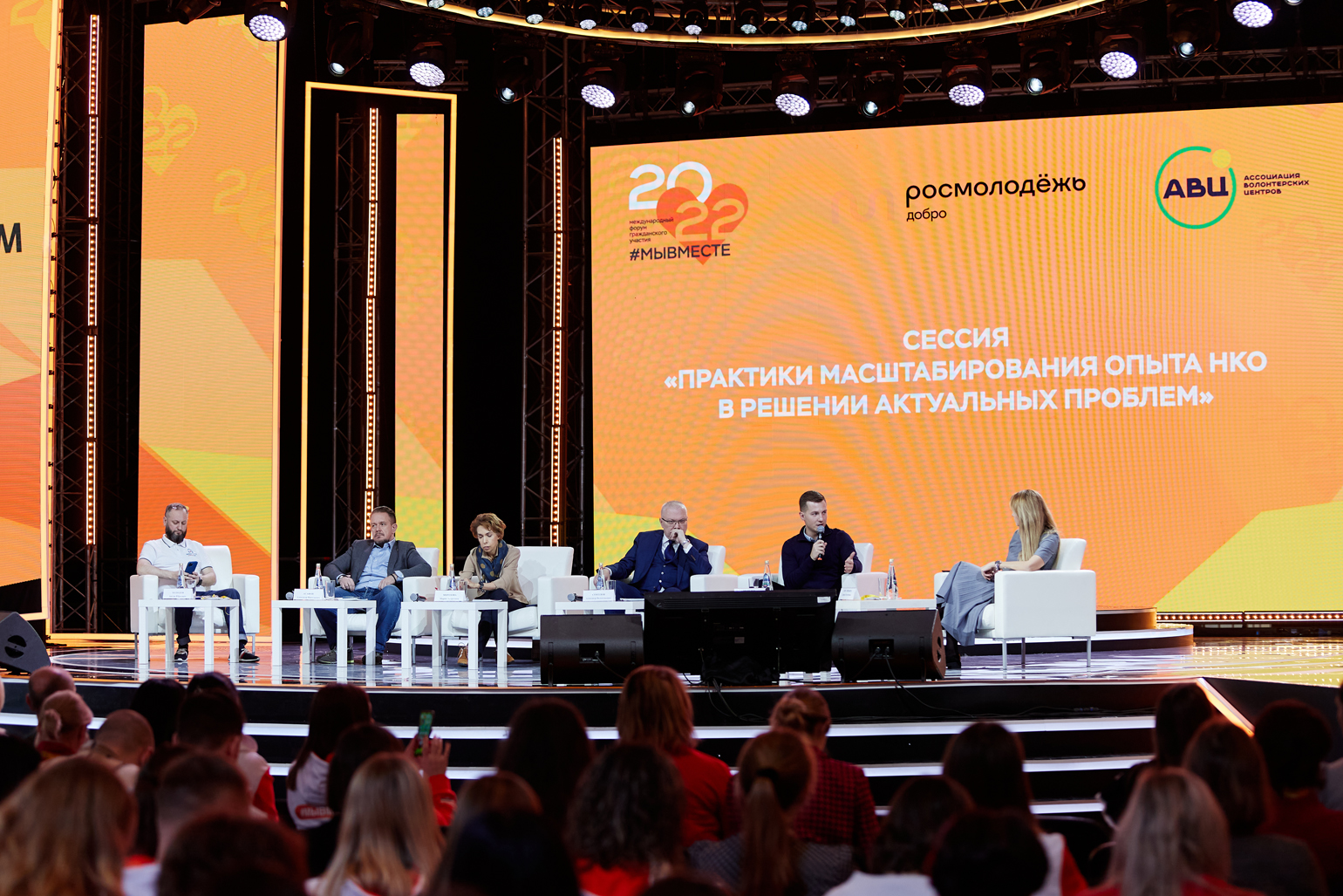 Александр Соколов: общественная инициатива оказалась самым эффективным взаимодействием народа и армии