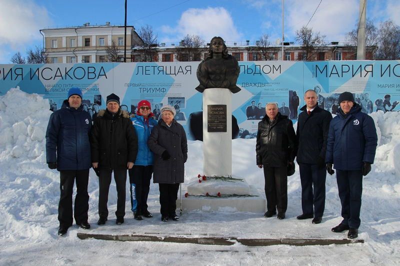 В Кирове всероссийские соревнования по конькобежному спорту собрали 120 спортсменов