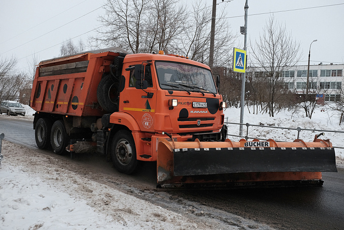 Уборкой снега в городе Кирове будут заниматься 5 подрядных организаций
