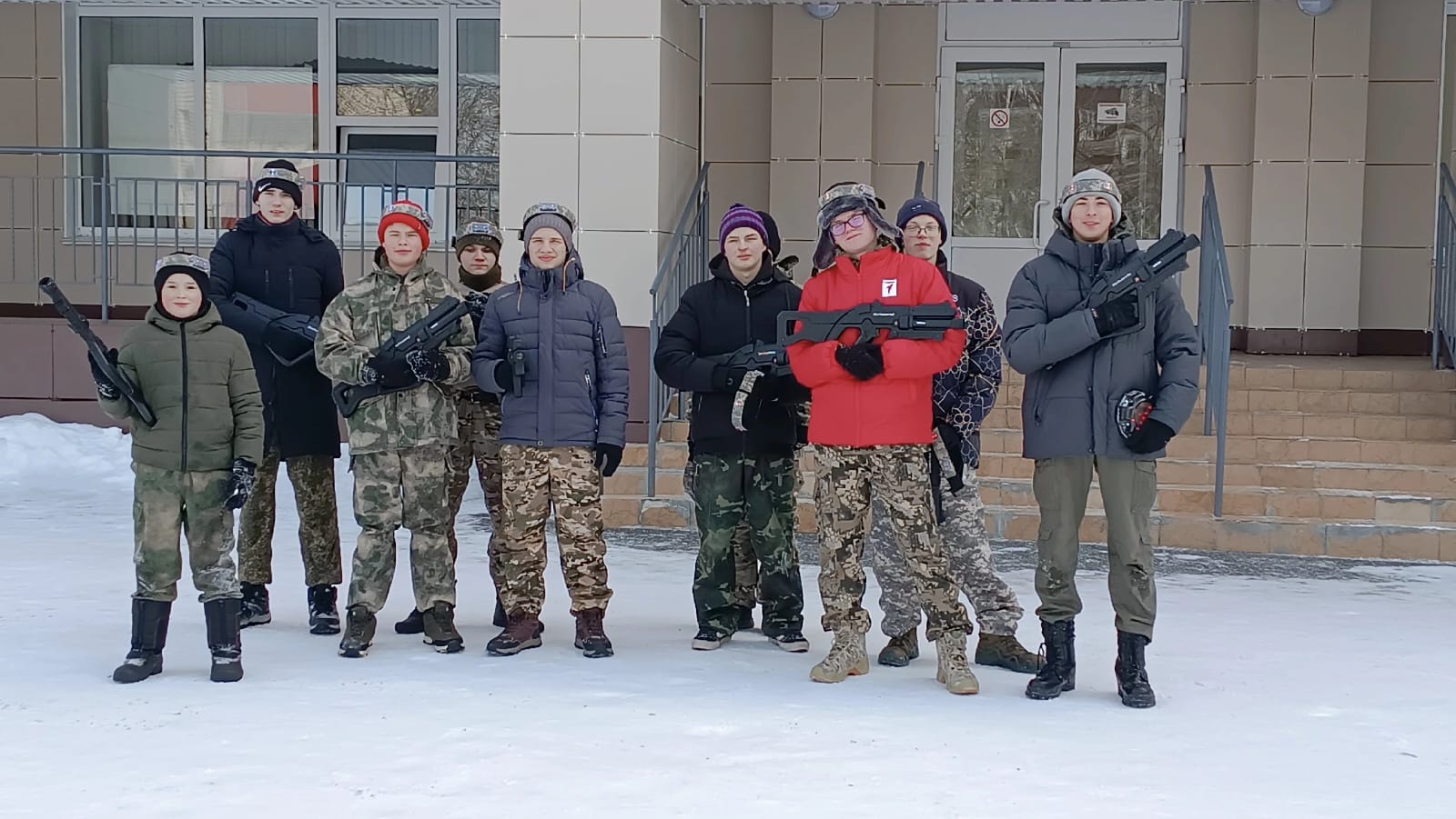 Кировские студенты и курсанты приняли участие в военных сборах