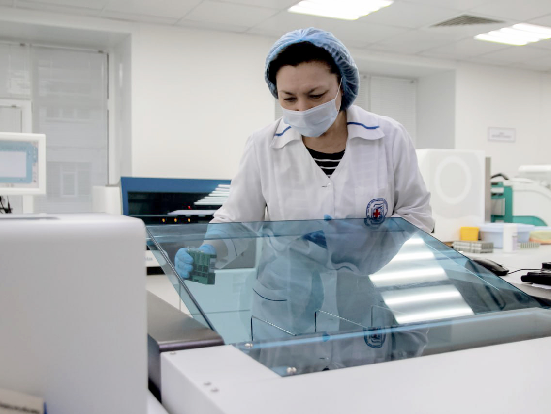 Лаборатория Кировской областной больницы работает на уровне мировых стандартов