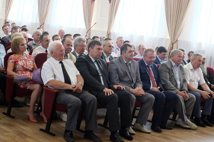 Сергей Щерчков поздравил сотрудников кировской Госавтоинспекции