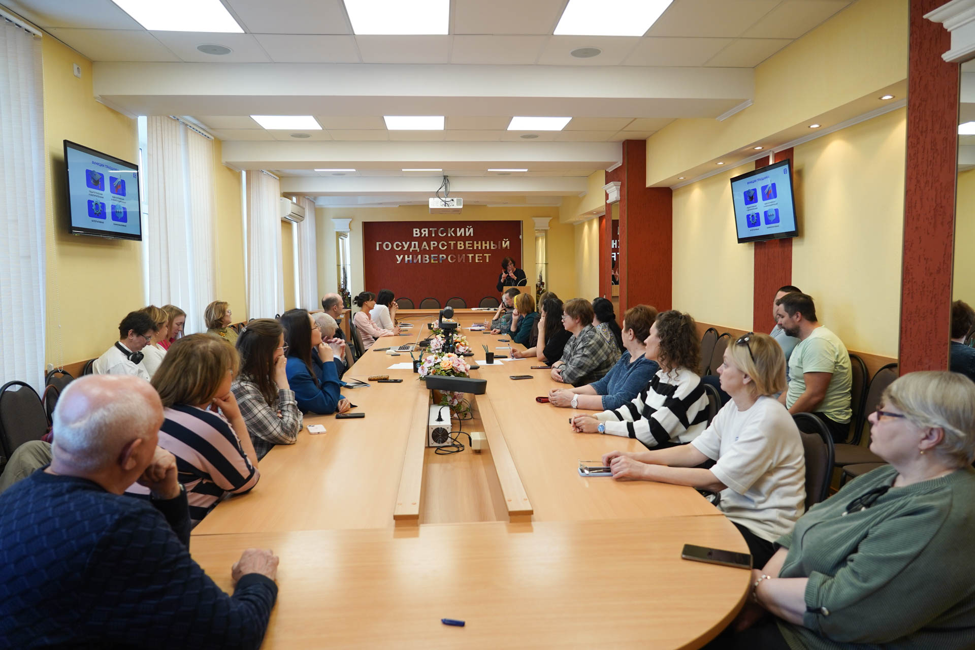 В Кирове прошла просветительская лекция «Сила — в многообразии»