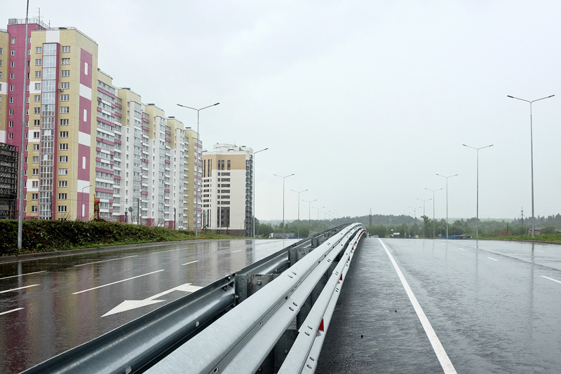 В Кирове открыли движение для транспорта по улице Попова в Чистых прудах