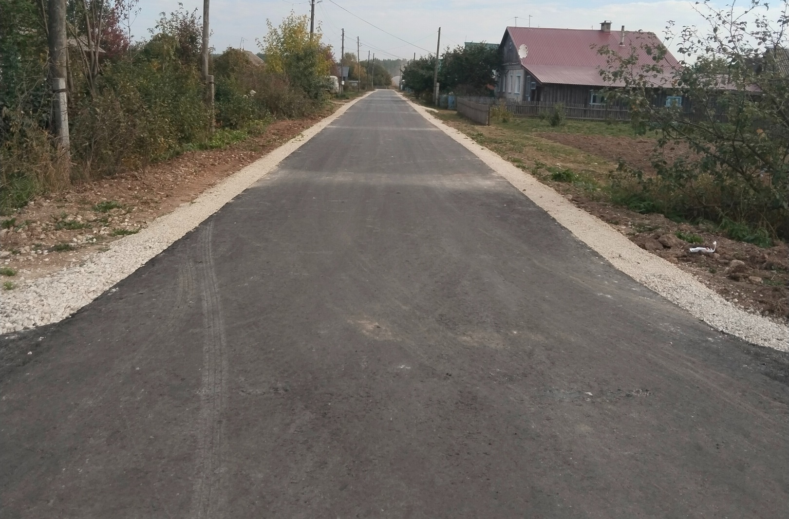 В селе Обухово благодаря инициативе жителей отремонтировали дорогу на центральной улице