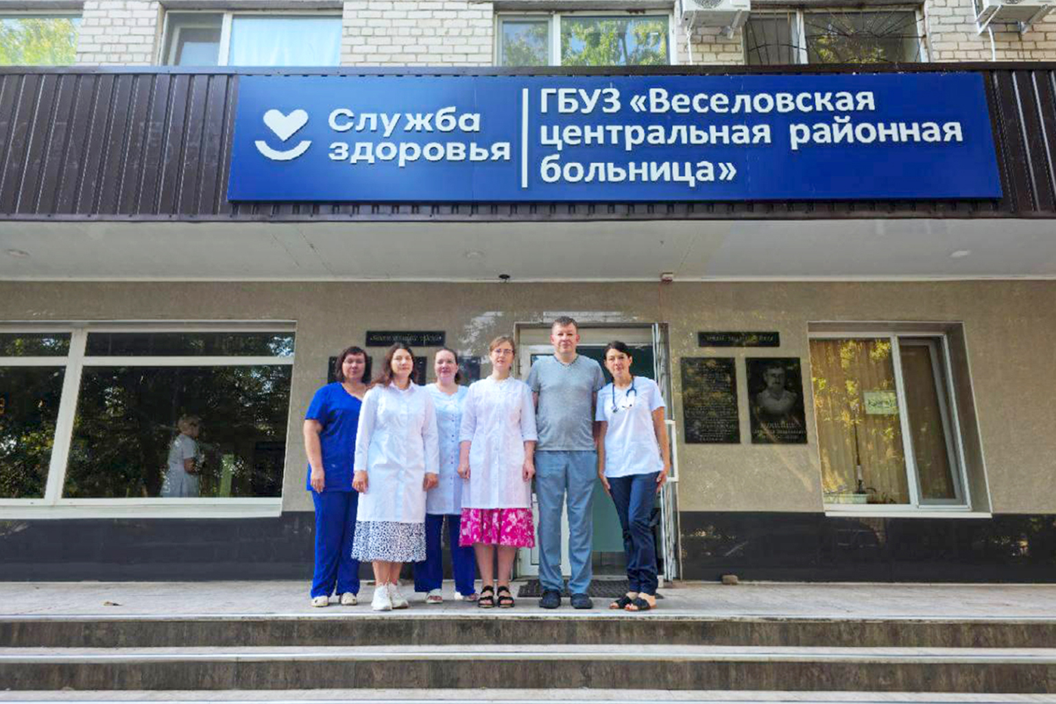 Кировские врачи в Запорожской области приняли более 700 детей