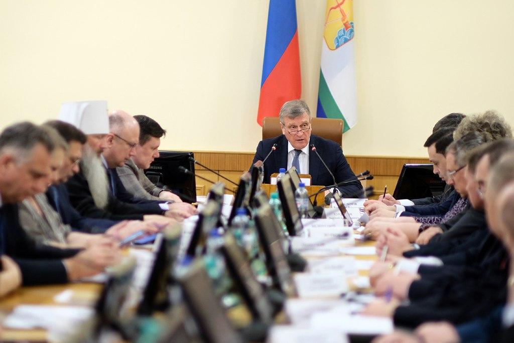 Кировская область готова увеличить коечный фонд в случае дальнейшего распространения коронавируса в регионе