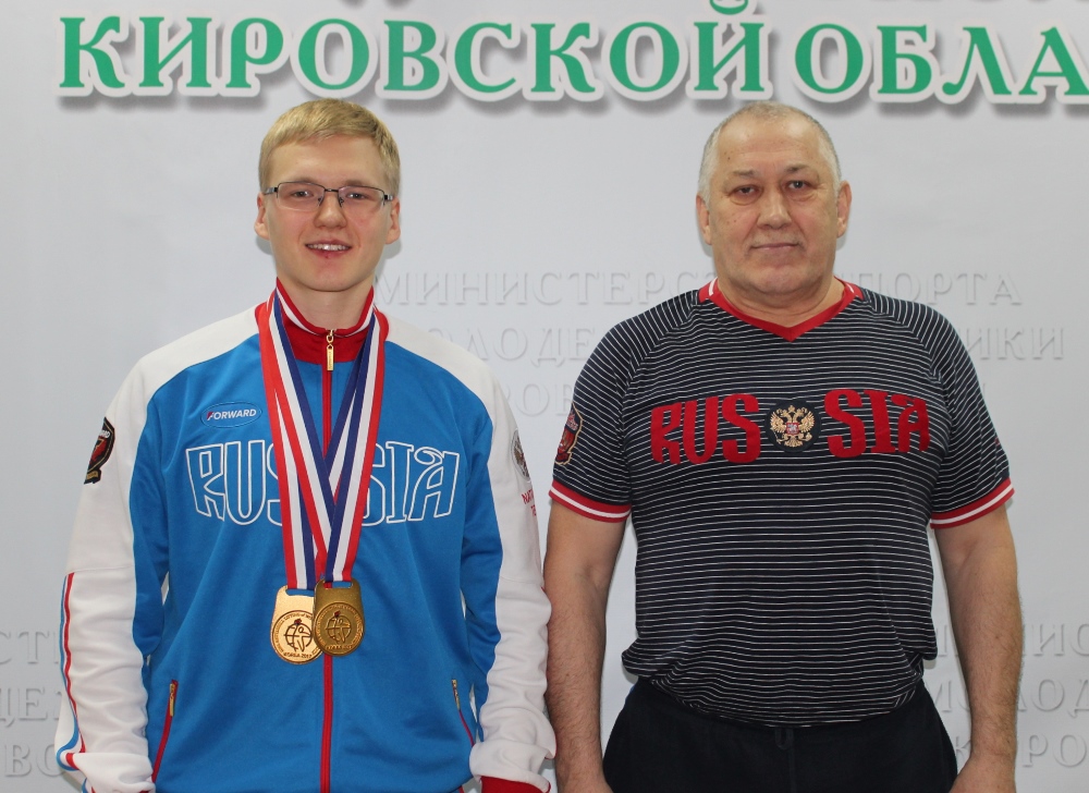 Кировчанин Артём Клепиков впервые стал чемпионом мира по гиревому спорту