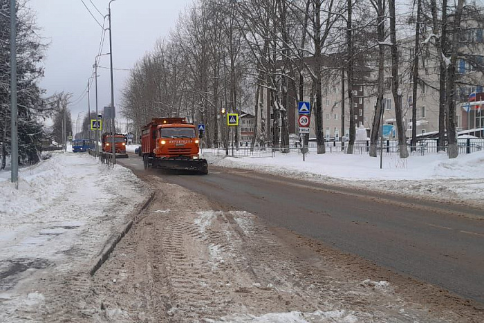 Дорожники Кировской области готовы к работам в усиленном режиме в новогодние праздники
