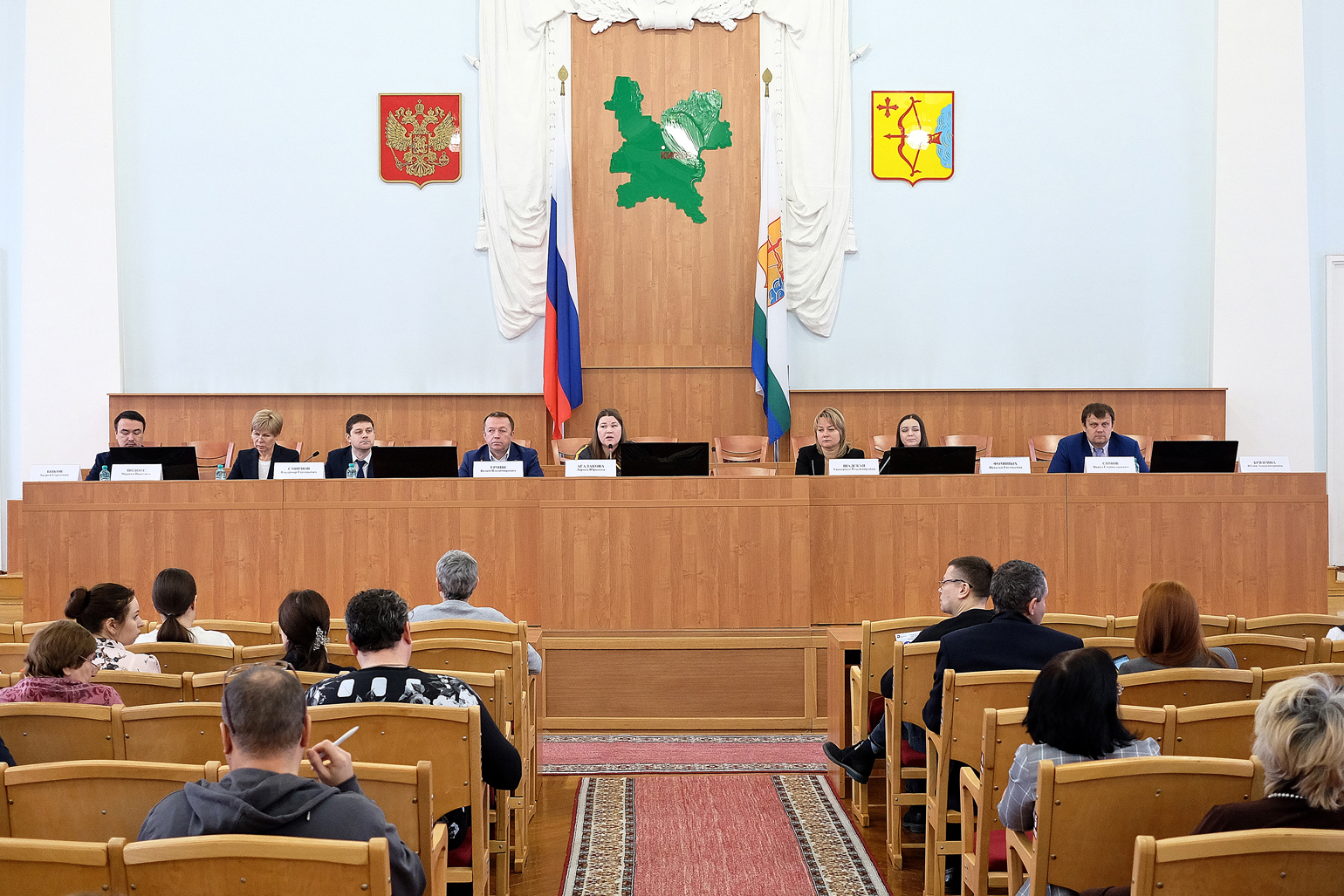Кировским предпринимателям рассказали о возможностях участия в закупках крупнейших заказчиков