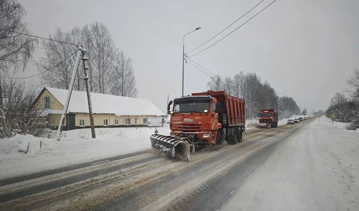 Дорожные службы Кировской области справились с поставленной задачей по уборке снега