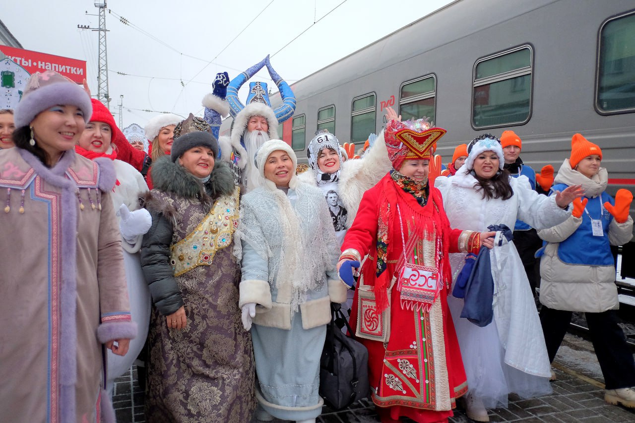 В новогоднюю столицу России прибыли 100 послов гостеприимства из всех регионов страны 