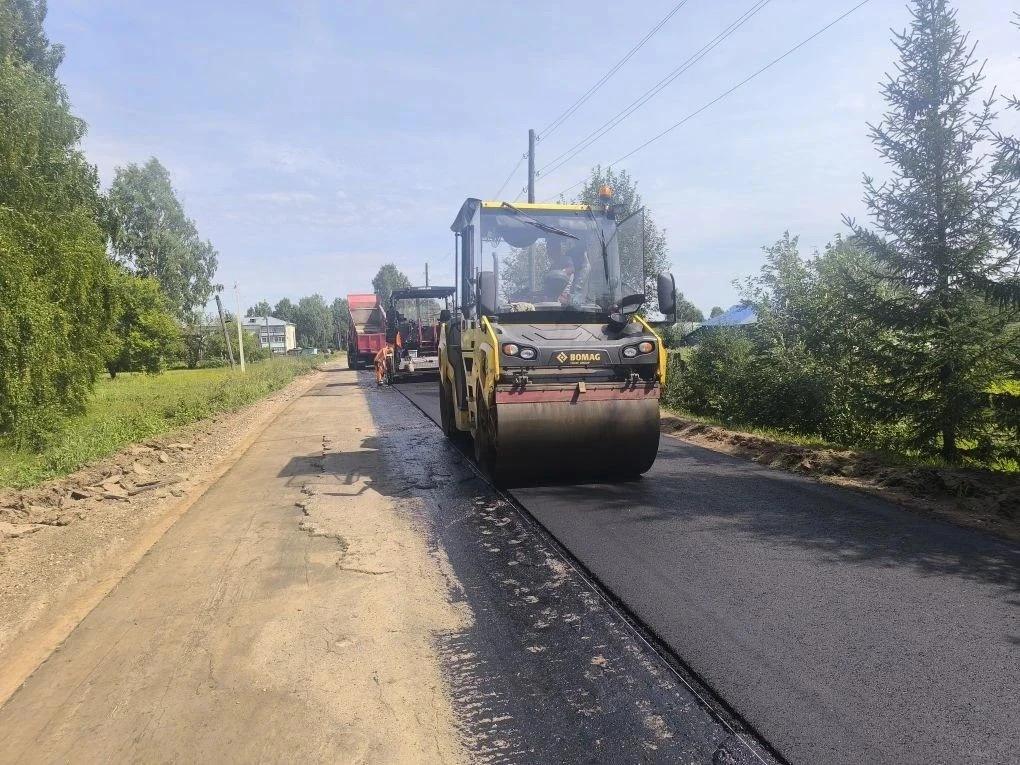 В Оричевском районе по «Дорожному миллиарду» ремонтируют улицы 