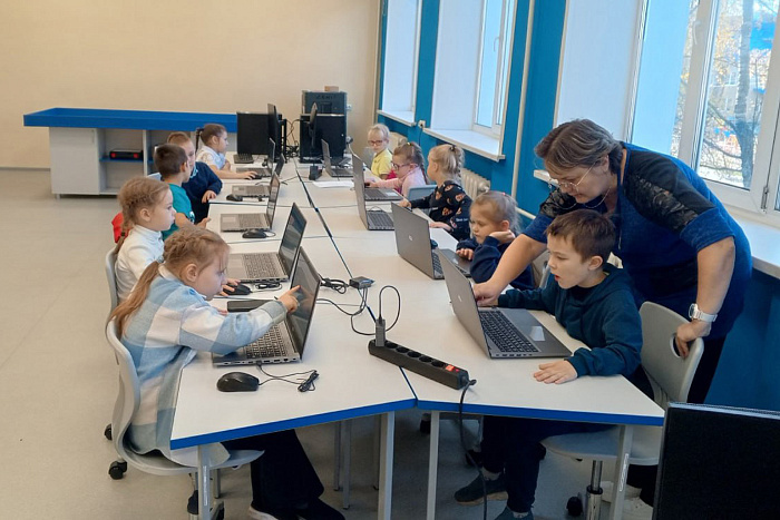 Более 12 тысяч детей охвачены деятельностью «IT-кубов» 