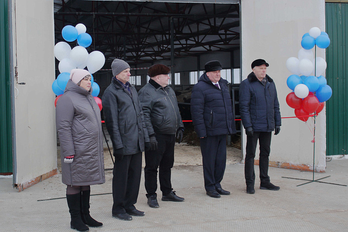 В Уржумском районе открыли новый телятник