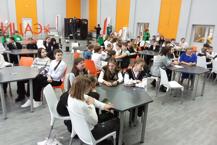 В Кирове проходит второй областной экофестиваль «Зеленая среда» 