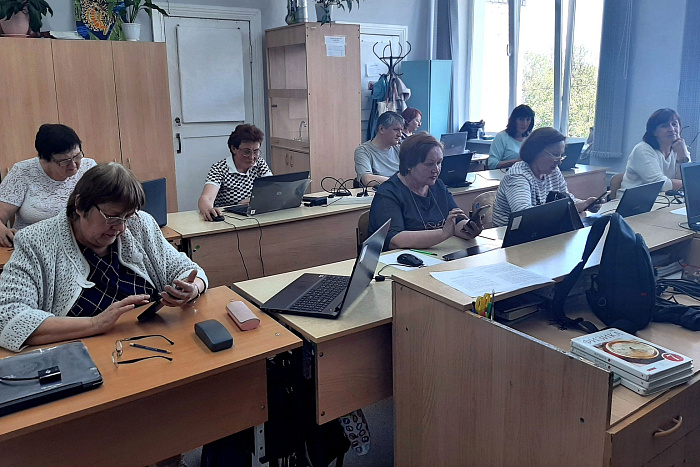 Представители старшего возраста соревновались в компьютерном многоборье 
