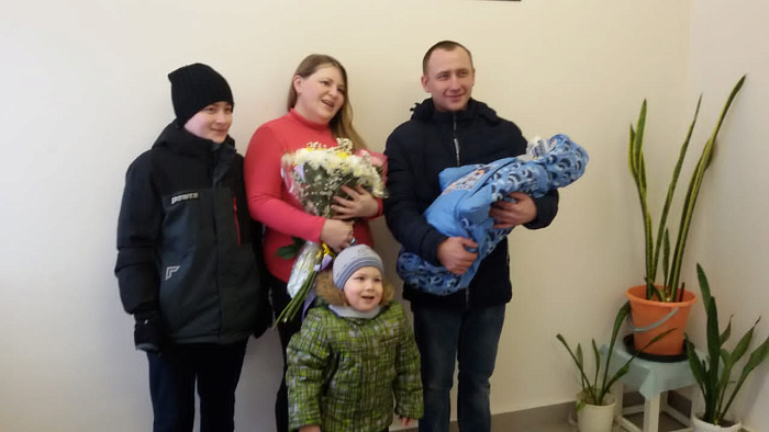 Свыше 1600 семей Кировской области воспользовались региональным семейным капиталом