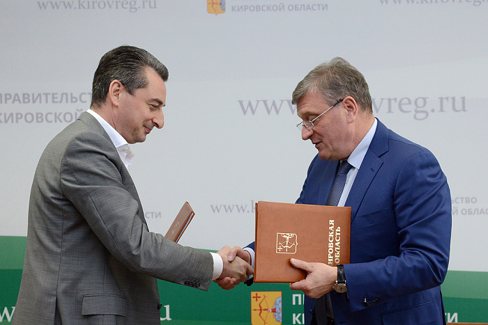 Правительство области и «УРАЛХИМ» будут сотрудничать в развитии спорта