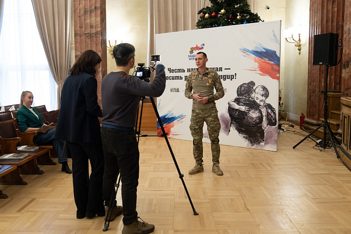 Стихи кировского ветерана вошли в сборник произведений героев СВО