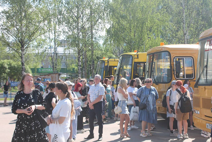 Белгородские школьники отдыхают в кировском лагере