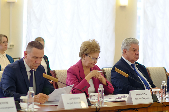 Депутаты предложили новые меры поддержки семей с детьми