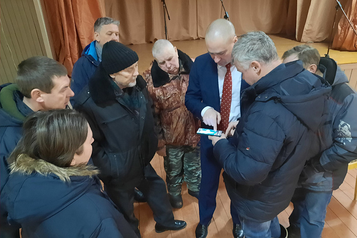 Жителям Больших и Малых Гарей усилили сигнал мобильной связи