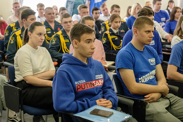 В Кирове создадут Центр обучения волонтеров