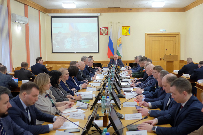 В Кировской области с 1 марта вырастут зарплаты педагогов, врачей и соцработников