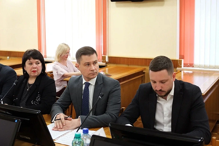 В Кировской области обновят дорожную разметку вблизи школ
