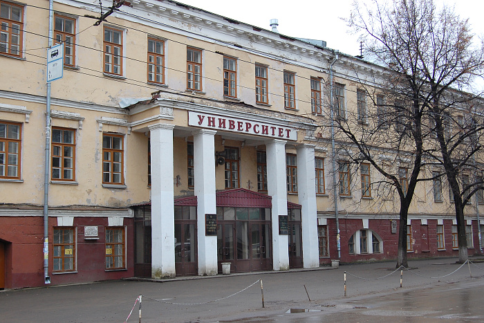 Александр Соколов поздравил преподавателей высшей школы с профессиональным праздником