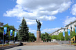 Памятник С.М. Кирову на Октябрьском проспекте. Фото А. Папырина