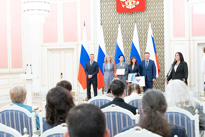 Татьяна Голикова вручила награду Дворцу творчества – Мемориалу